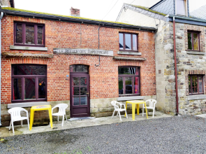 Vibrant Holiday Home in Durbuy with Garden
