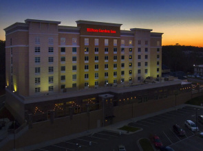 Hilton Garden Inn Raleigh /Crabtree Valley