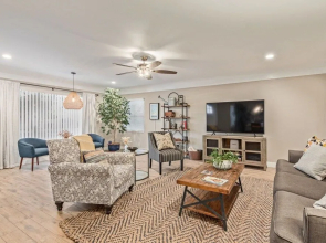 Pepper Mesa 4 Bedroom Home by Redawning