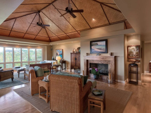 Waiakalua 4 Bedroom Home