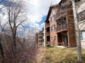 380 E. Hurd Lane 2 Bedrooms 2 Bathrooms Townhouse
