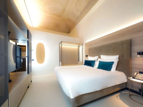 Bergamo Inn 21
