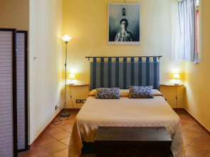 Al Giardino dell'Alloro - Locazioni Turistiche