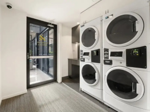 Braddon Studio: Parking & BBQ