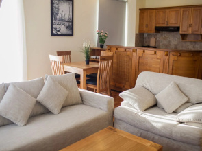 Merin City Suites