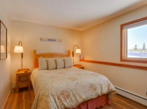 Silverthorne Condo: Patio, Mtn Views, Pool Access!