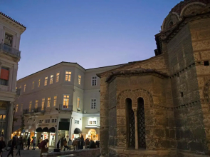 Four Streets Athens - Luxury Suites Apartments in Athens