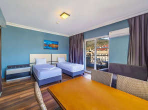 Royalisa City Apart Hotel