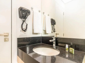 Cozzy Suítes Paraíso Hotel