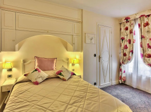 Hotel Queen Mary Paris