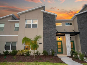 Marvelous 5Bd w/ Pool Close to Disney @ Storey Lake 2629