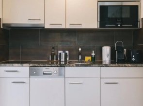 Bright furnished apartment with POCKET WIFI