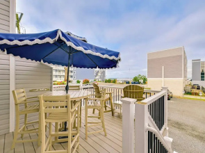Steps to Rehoboth Bay Marina! Condo w/ Pool Access