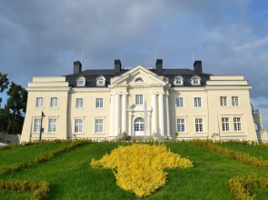 Pałac Komierowo