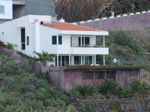 An Uninterrupted 180º Overlooking the Atlantic Ocean