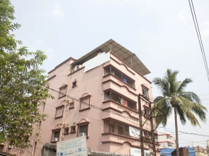 OYO Flagship 8414 Hotel Blue Moon