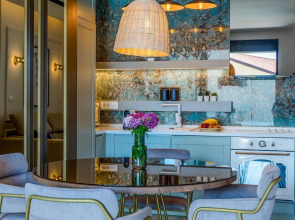 Beautiful Apartment in Umag With Outdoor Swimming Pool, Wifi and 2 Bedrooms