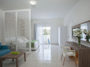 Princessa Vera Hotel Apartments