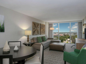 DoubleTree by Hilton at the Entrance to Universal Orlando