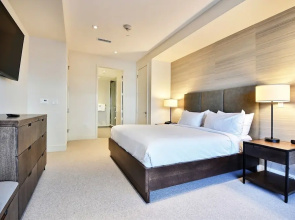 Luxurious 3 BR in Canyons Village- Ski in/ski out by RedAwning