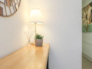 Malone Avenue Apartment