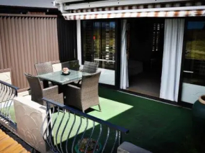 Aqua Beachfront Motel