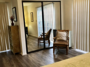 Lovely 1-Bedroom Home with Pool
