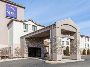 Sleep Inn & Suites