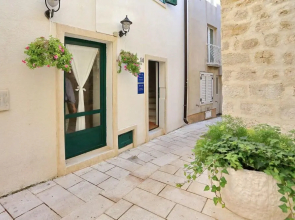 Old Town Rooms - Koludraska Street