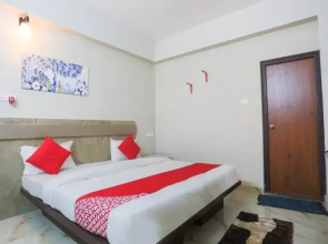 Capital O 38021 Hotel Corporate Inn