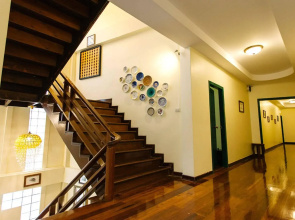 Srisomboon Hostel