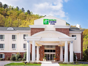 Holiday Inn Express Hotel & Suites Cherokee / Casino by IHG