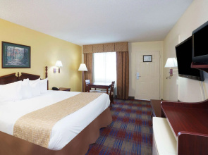 Travelodge by Wyndham Montgomery East