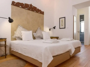 Gulbenkian Apartment