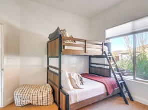 Zion Area Home w/ Scenic Views & Private Hot Tub!