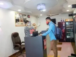 Hotel Shri Radhe