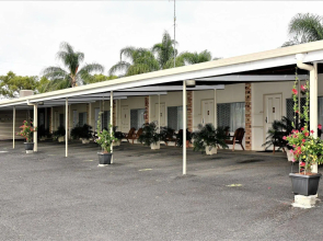 Chinchilla Motel