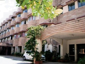 i-ROOMZ Hotel Pawan