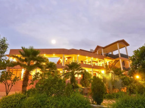 Palm Valley Resort by Skua World