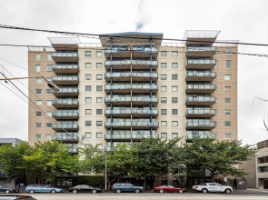 South Melbourne 2 Bed Parking