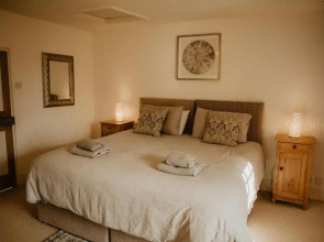 Holwell Holistic Retreat