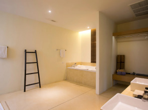 The Anda Mani Khaolak Beachfront Villas