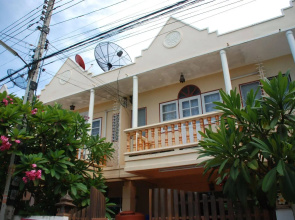 Baan Khun Nong