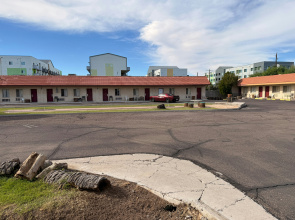 Del Rio Hotel O near Mesa Downtown