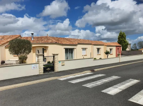 Chez Les J Folais