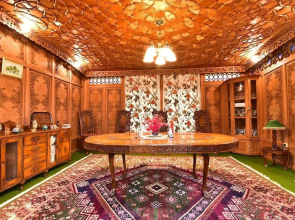 Inshallah Houseboats