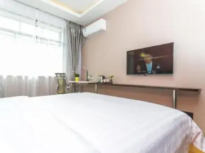 Yunshang Siji Chain Hotel Jinghong Manting Park