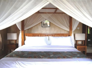 Three Monkeys Villas