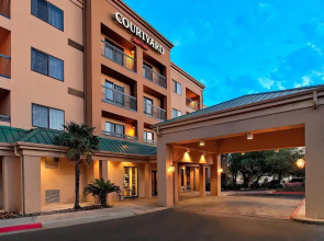Courtyard by Marriott Austin The Domain Area