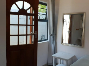 Emmaus Single Room